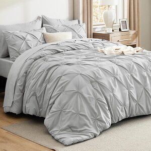 NWT Queen Comforter Set Light Grey - Bed in a Bag Queen Size Bedding 7 Pieces